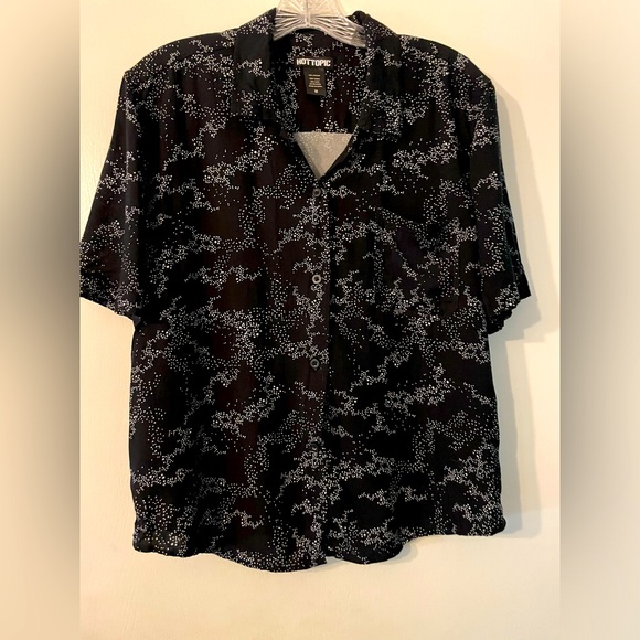Hot Topic | Tops | Hot Topic Constellation Starsbutton Up Top Black ...